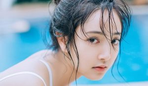 网红安琪儿海底捞就餐拍不雅照后续