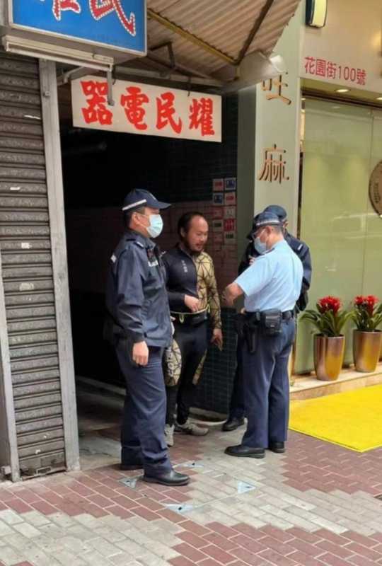 网红潮汕阿秋骑行香港自行车被偷