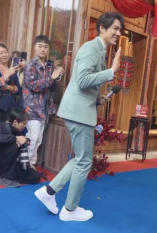 钟汉良结婚了没有?钟汉良为什么消失了