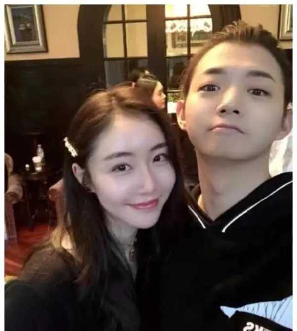 霍尊现在身价是多少亿?霍尊一年能挣多少钱