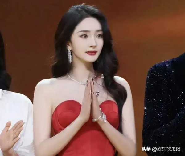 刘丹母亲节拒谈杨幂!刘恺威父亲赞孙女频示爱