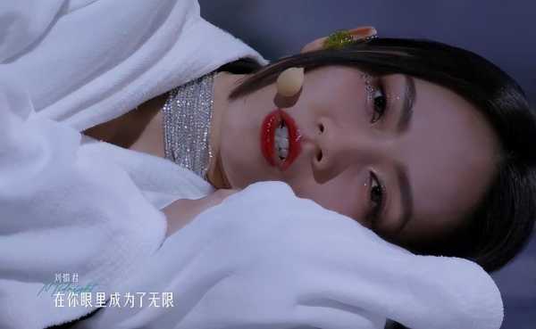 面纱怎么改成这样难听?谢娜面纱造型