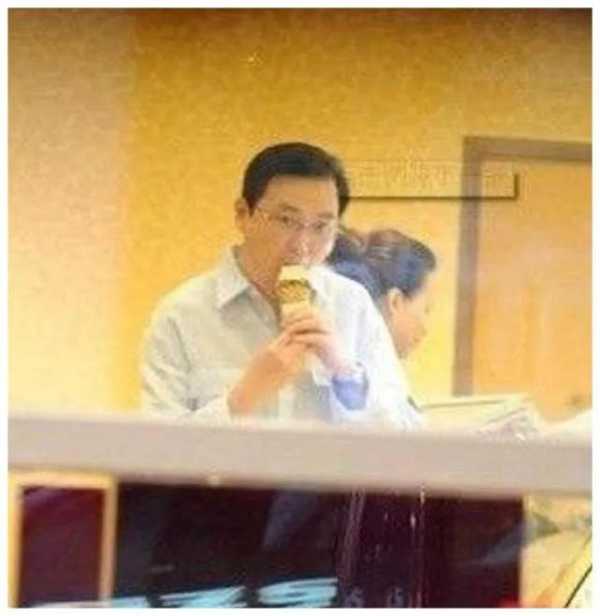 密春雷还能翻身吗?密春雷双胞胎多大了