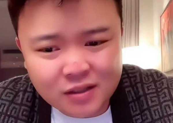 骚白陆左世纪之战!和骚白一起打游戏的浅白是谁