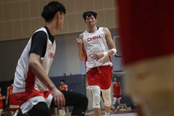 郭艾伦落选中国男篮集训名单