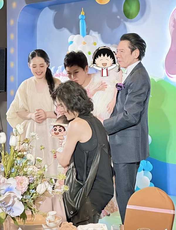 向佐和郭碧婷现状!为二胎儿子办周岁宴