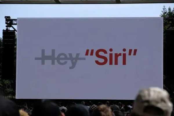 不用再说“嘿 Siri”了,siri怎么不用说嘿