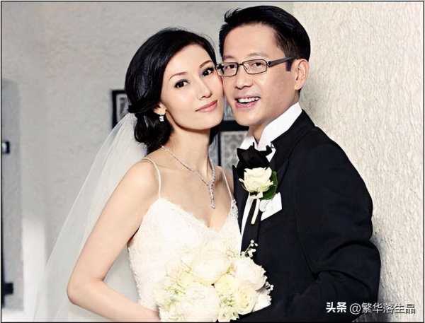 李嘉欣跟过多少富豪?李嘉欣是谁开的包