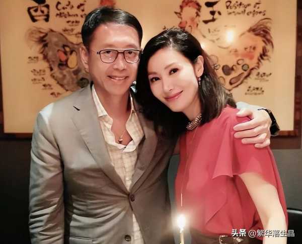 李嘉欣跟过多少富豪?李嘉欣是谁开的包