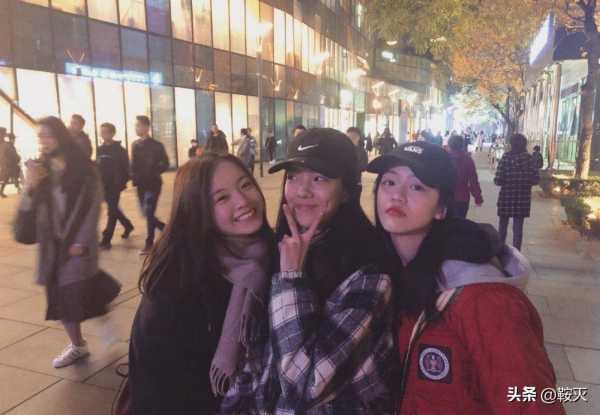 李庚希为什么叫京圈公主?为什么叫三里屯女孩