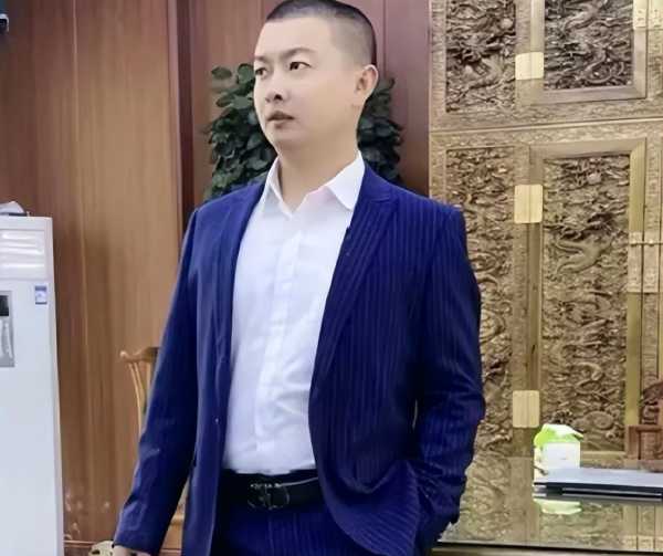网红马洪涛直播上演剧本!人气突破150万