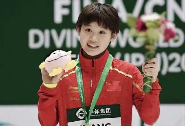中国队夺世锦赛跳水首金!14岁小将一鸣惊人