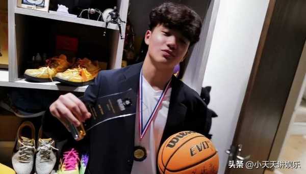 曹格儿子Joe否认与贾静雯女儿恋爱