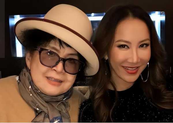 李玟二姐账号被网友刷屏!疑与大姐给妹妹避子