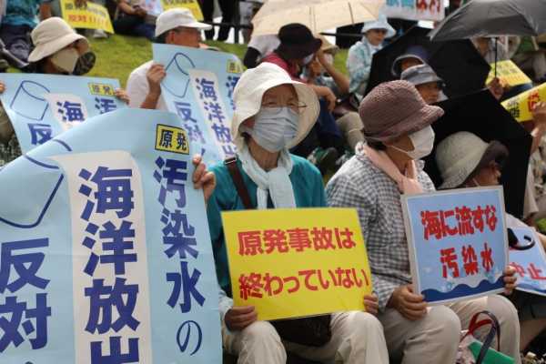 日本福岛当地最大港口爆发抗议集会