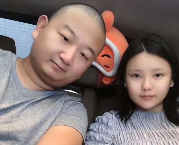 giao哥和老婆真离婚了吗?giao哥走红过程