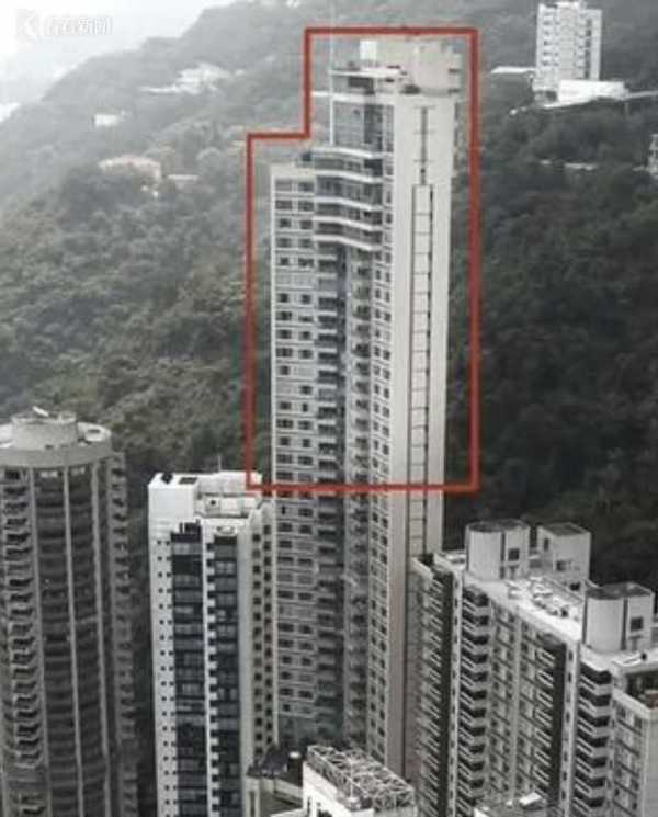 法国网红爬香港68楼天台后坠亡