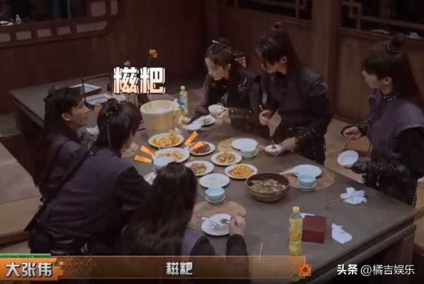 杨幂喊迪丽热巴巴!这关系能一直维持吗