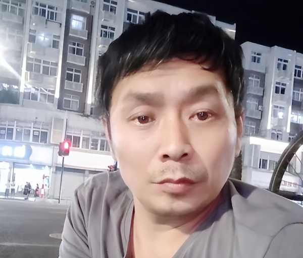 快手轮子哥为什么不直播了?有哪些黑历史