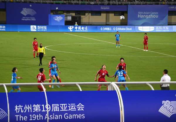 朝鲜女足7:0新加坡!不负“神秘之师”称号