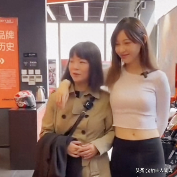 网红痞幼妈妈隐藏所有视频!新账号隔绝女儿