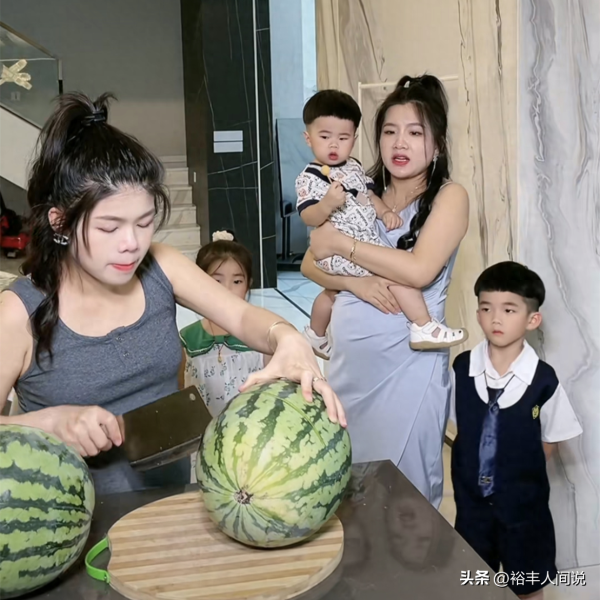 网红陈三废妻子官宣诞下四胎惹争议