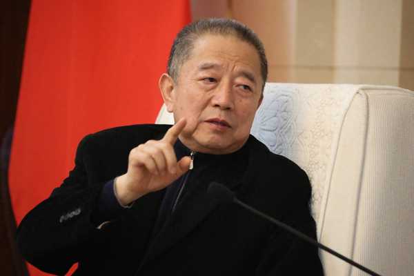 河南地产王满头白发奔走自救