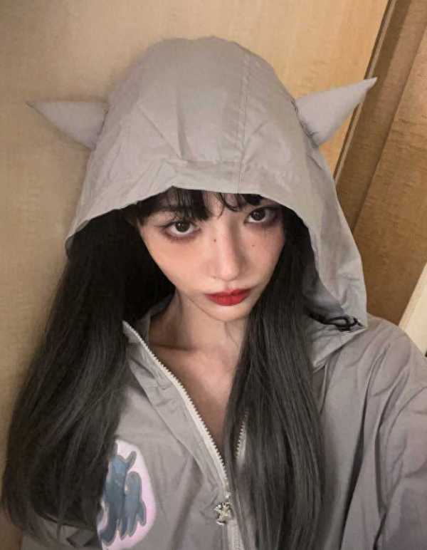 许佳琪是几线艺人?刚出现呼吸困难症状