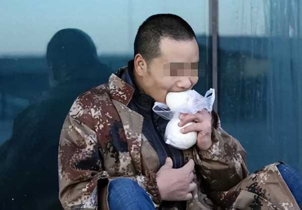 男子7岁被拐母亲遭人贩子打死