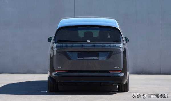 理想纯电动MPV MEGA实车曝光