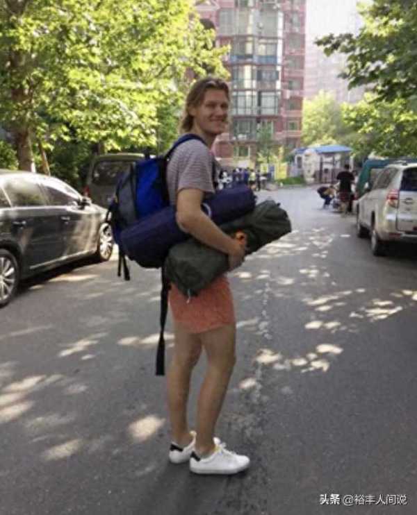 老外克里斯公开中国妻子近照!长相被指粗犷豪迈