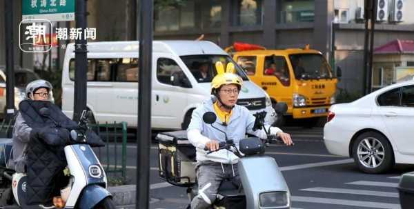 跳桥救人的彭清林又送起了外卖