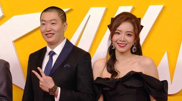 管泽元余霜婚礼!王多多缺席,骆歆成边缘人
