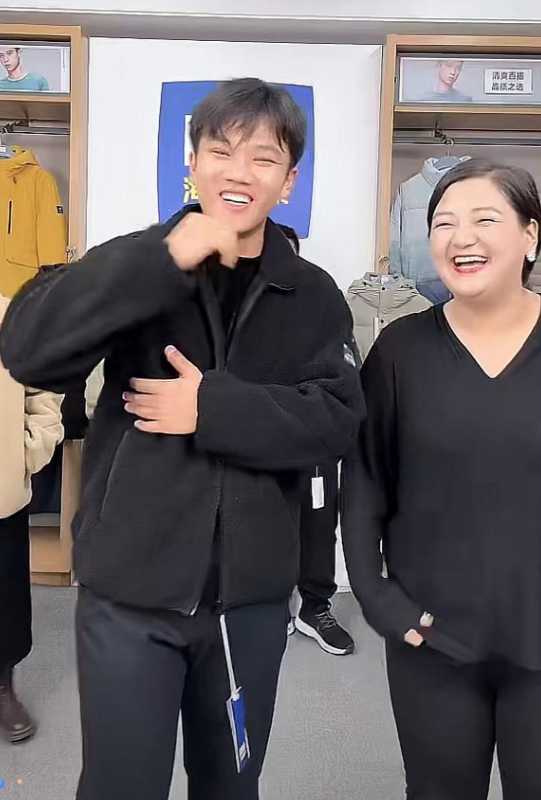 谢清帅直播赚了多少钱?他1天狂赚500万