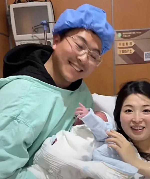 阿坝小王子月月官宣二胎!恭喜