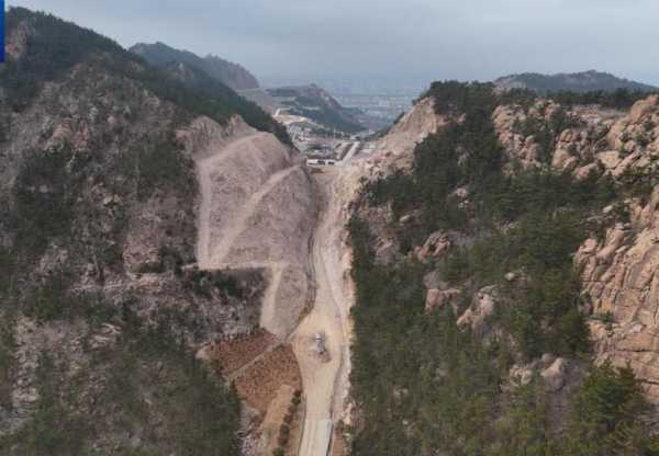 崂山风景区青山变墓地 当地回应