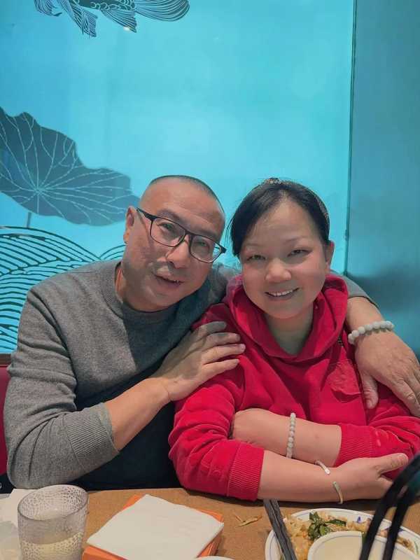 爸爸安慰30岁失业女儿不要想太多