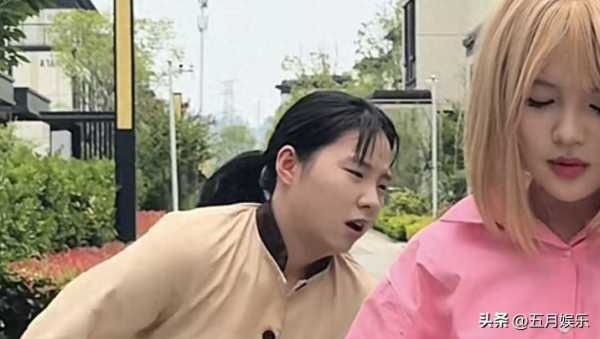 网红王妈塌房背后:打工人双休成奢望