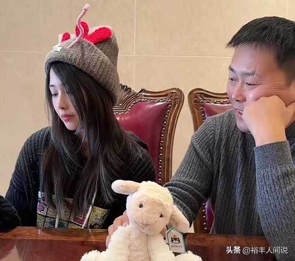 刘大成女儿伯克利毕业!远超大衣哥女儿