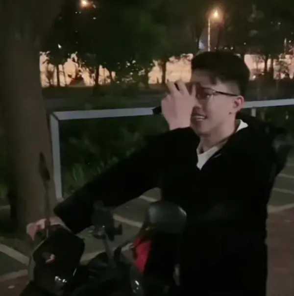 老许为什么离开倪海杉?已宣布退网