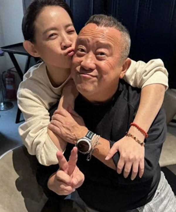曾志伟潜过曾宝仪吗?曾宝仪为何不结婚