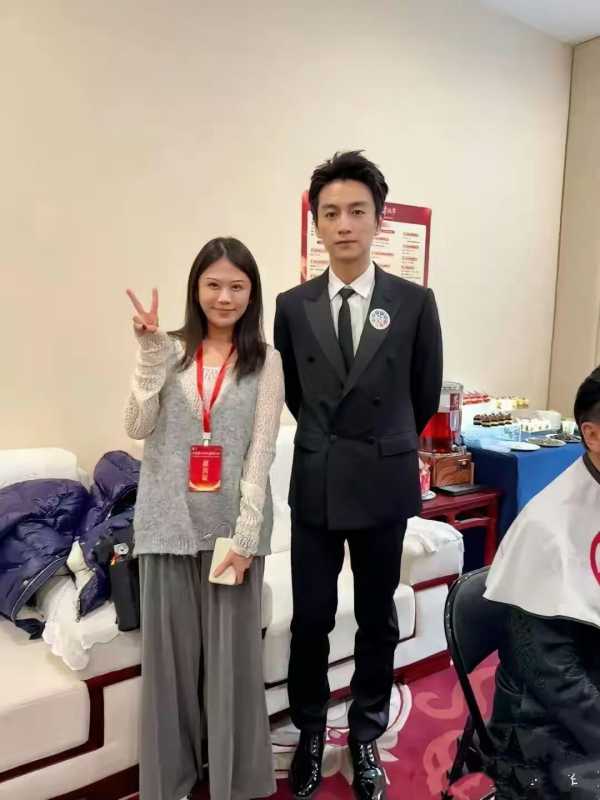 陈晓回合肥老家教艺考 已上3次课
