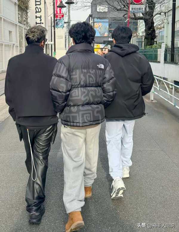 谢霆锋爱情家庭两头顾!抽空携俩帅气儿子聚餐