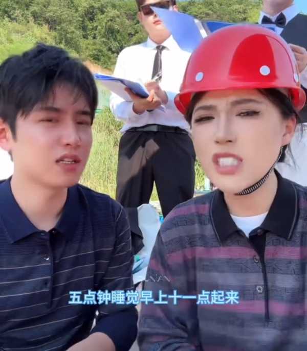 网红迪士尼在逃公主每天只睡6小时