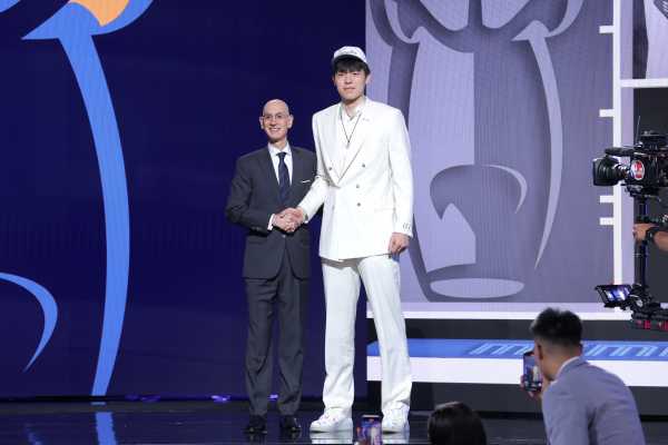 杨瀚森四年总薪资预计2139万美元