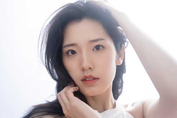 单依纯的《李白》可以列为高考禁曲