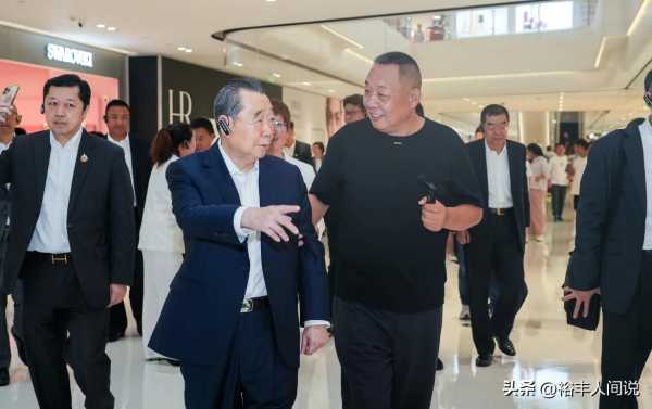 谢国民考察胖东来！于东来亲自接见