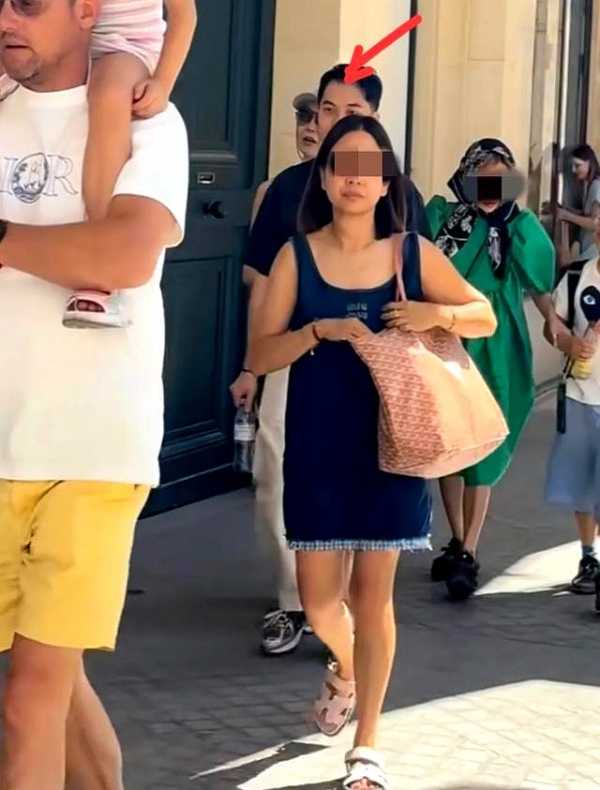 0岁张曼玉巴黎被偶遇!张曼玉近况如何?"