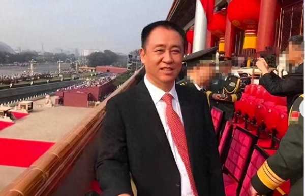 恒大退市 许家印等被追讨超400亿