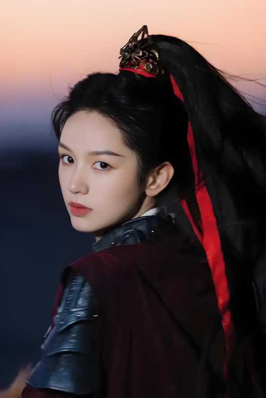 周也和谁在一起了?张婧仪和周也太像了